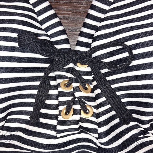 Lands’ End Tankini Top Striped Lace-Up V-Neck Built-In Bust Gold/Black/White 16 - Picture 2 of 5